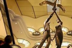 Το κατάστημα Harrods θα ξηλώσει το άγαλμα της πριγκίπισσας Νταϊάνας