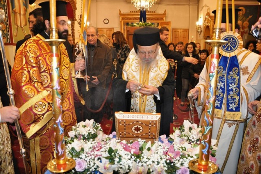 Το Αγρίνιο υποδέχθηκε απότμημα Ιερού Λειψάνου του Αγίου Γεωργίου - Φωτογραφία 1