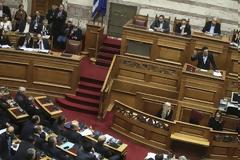 Με 154 «ναι» ψηφίστηκε το πολυνομοσχέδιο