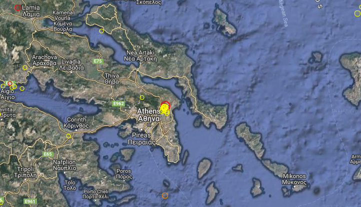 Ισχυρή σεισμική δόνηση 4,4 Ρίχτερ ταρακούνησε την Αθήνα - Φωτογραφία 2