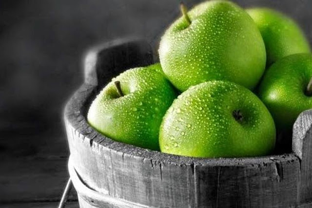 Οι ευεργετικές επιδράσεις του πράσινου μήλου ενάντια στην τριχόπτωση και την πιτυρίδα - Φωτογραφία 2