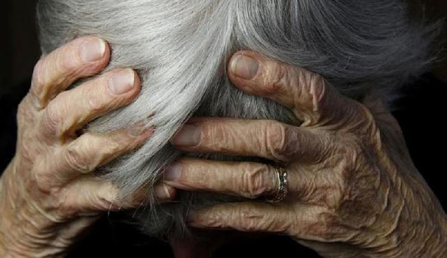 Αγρια ληστεία στην Εύβοια: Αθίγγανος σακάτεψε στο ξύλο γιαγιά για 350 ευρώ μέσα στο σπίτι της– Την παράτησε αναίσθητη από τα χτυπήματα! - Φωτογραφία 1