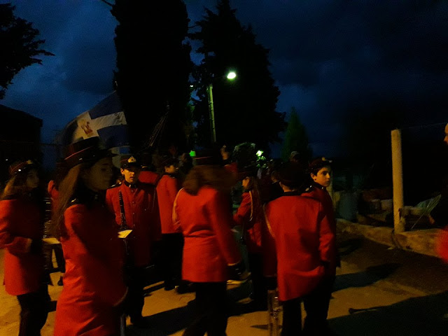 ΠΑΛΙΑΜΠΕΛΑ: Λαμπρός Εσπερινός και Λιτανεία για τον Πολιούχο τους Άγιο Αθανάσιο (ΦΩΤΟ: Στέλλα Λιάπη) - Φωτογραφία 82