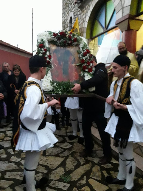 ΠΑΛΙΑΜΠΕΛΑ: Λαμπρός Εσπερινός και Λιτανεία για τον Πολιούχο τους Άγιο Αθανάσιο (ΦΩΤΟ: Στέλλα Λιάπη) - Φωτογραφία 96