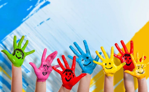 Τρεις εύκολοι τρόποι να μάθετε στο παιδί σας τα χρώματα - Φωτογραφία 1