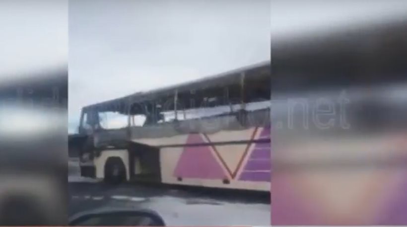 Βίντεο: Λεωφορείο τυλίχτηκε στις φλόγες στην Εγνατία οδό - Φωτογραφία 1
