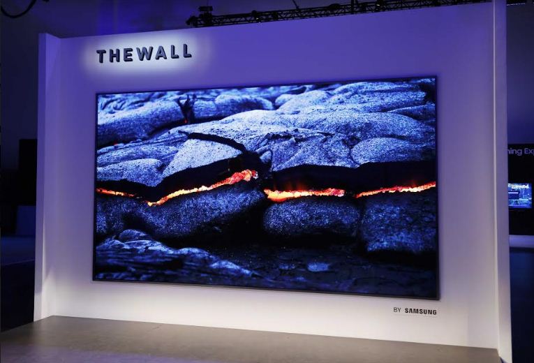 Η Samsung αποκαλύπτει την οθόνη του μέλλοντος - Φωτογραφία 1