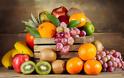 Ποια φρούτα επιβάλλεται να τρώμε με τη φλούδα;