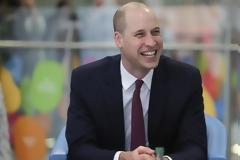 Ο πρίγκιπας William ξύρισε το κεφάλι του και λανσάρει νέο look