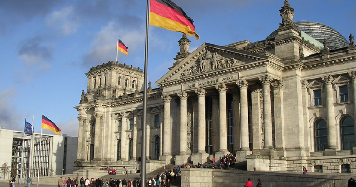Μεγάλη μέρα για τη Γερμανία: Οι Σοσιαλδημoκράτες αποφασίζουν για τη συμμετοχή τους στην κυβέρνηση - Φωτογραφία 1