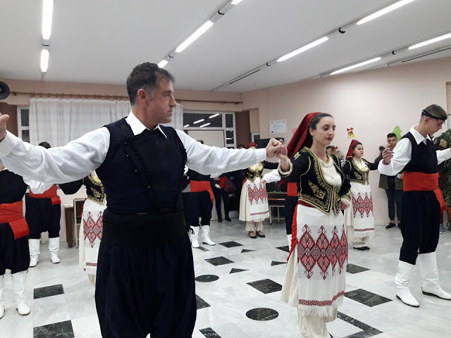 Σε μια ζεστή ατμόσφαιρα έκοψε την πίτα ο Σύλλογος ΠΑΛΙΑΜΠΕΛΩΝ «Ο Μύλος» (ΦΩΤΟ: Στέλλα Λιάπη) - Φωτογραφία 19