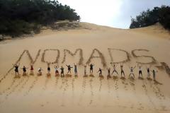 Νέα σχέση από το «Nomads»...