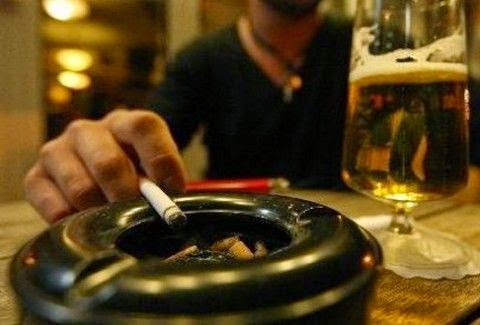 ΑΠΙΣΤΕΥΤΟ: Δείτε πόσο χρόνο ζωής κόβουν το αλκοόλ, το τσιγάρο και τα ναρκωτικά - Φωτογραφία 1
