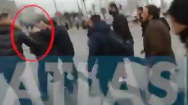 Πήραν στο κυνήγι τον Ζουράρι στο συλλαλητήριο της Θεσσαλονίκης [Βίντεο] - Φωτογραφία 1