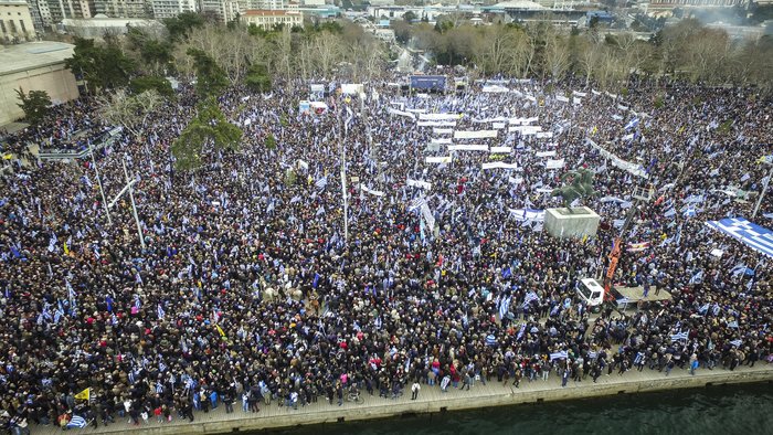 Mεγάλο συλλαλητήριο για το «Μακεδονικό» -παρόντες πολλοί Αιτωλοακαρνάνες - Φωτογραφία 41