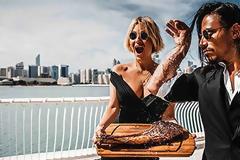 Ο Salt Bae θα αλατίζει τις μπριζόλες του στο Μανχάταν
