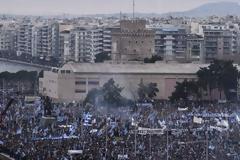 Πώς κατέγραψαν τα διεθνή ΜΜΕ το συλλαλητήριο για τη Μακεδονία στη Θεσσαλονίκη  Πηγή: Πώς κατέγραψαν τα διεθνή ΜΜΕ το συλλαλητήριο για τη Μακεδονία στη Θεσσαλονίκη