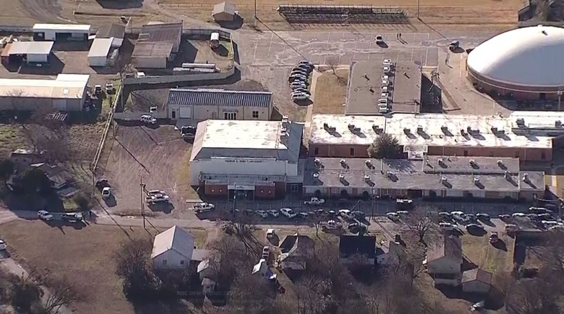 Πυροβολισμοί σε σχολείο στο Ellis County Τέξας - Ένα κορίτσι σε κρίσιμη κατάσταση - Φωτογραφία 1