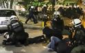 Θεσσαλονίκη: «Κλεφτοπόλεμος» ΜΑΤ-αντιεξουσιαστών μετά την έφοδο στα γραφεία του