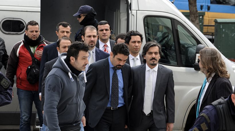 Ο Κοντονής προσπαθεί να πείσει την Άγκυρα να δικαστούν στην Ελλάδα οι «8» Τούρκοι - Φωτογραφία 1