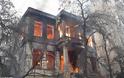 Μπουτάρης: Τη φωτιά στο κατειλημμένο κτήριο στη Θεσσαλονίκη έβαλαν δύο αντίπαλες ομάδες ΠΑΟΚτσήδων