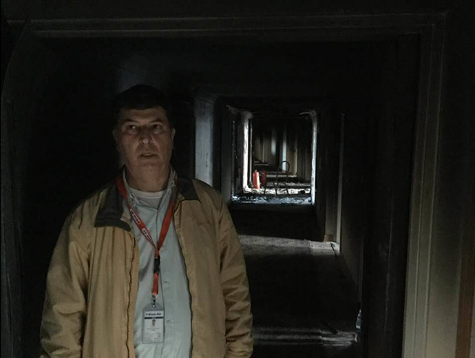 Καμπούλ: συγκλονίζουν οι φωτογραφίες του Έλληνα πιλότου στο ξενοδοχείο της φρίκης - Φωτογραφία 2