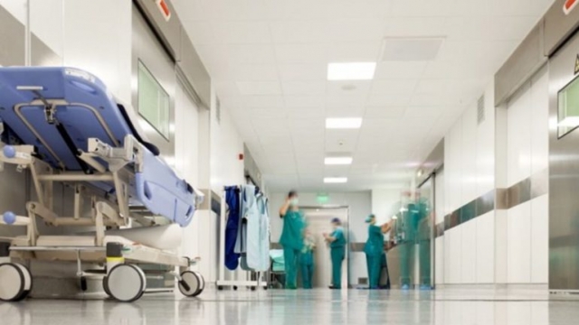 «Ασφυξία» στα νοσοκομεία του Ηρακλείου - Αυξάνονται οι ασθενείς και μειώνεται το προσωπικό - Φωτογραφία 1