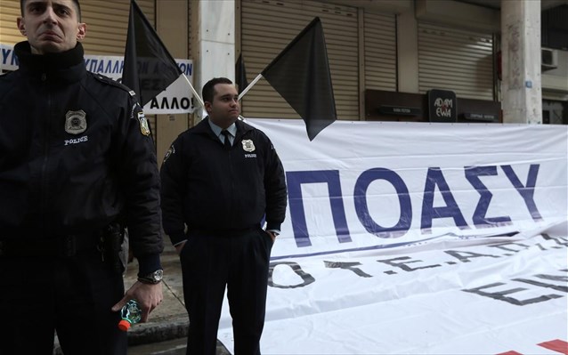 Γιώργος Παπατσίμπας: Η Αστυνομία προστατεύει τους πολίτες, δεν τους βγάζει από τα σπίτια τους - Φωτογραφία 1