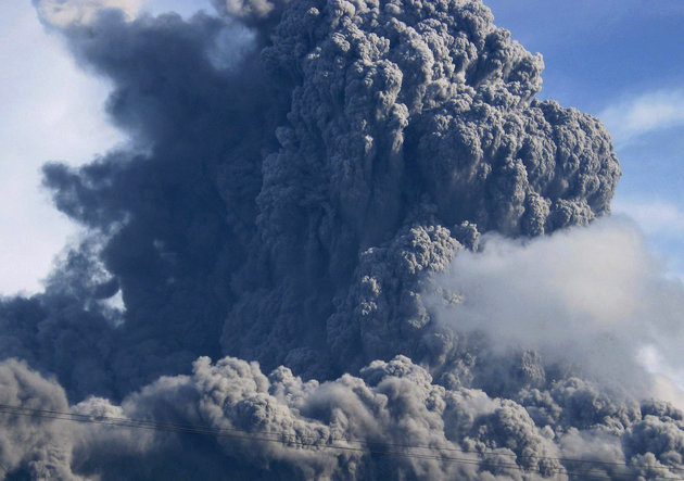 Εντυπωσιακές εικόνες από την έκρηξη του ηφαιστείου στις Φιλιππίνες. - Φωτογραφία 8