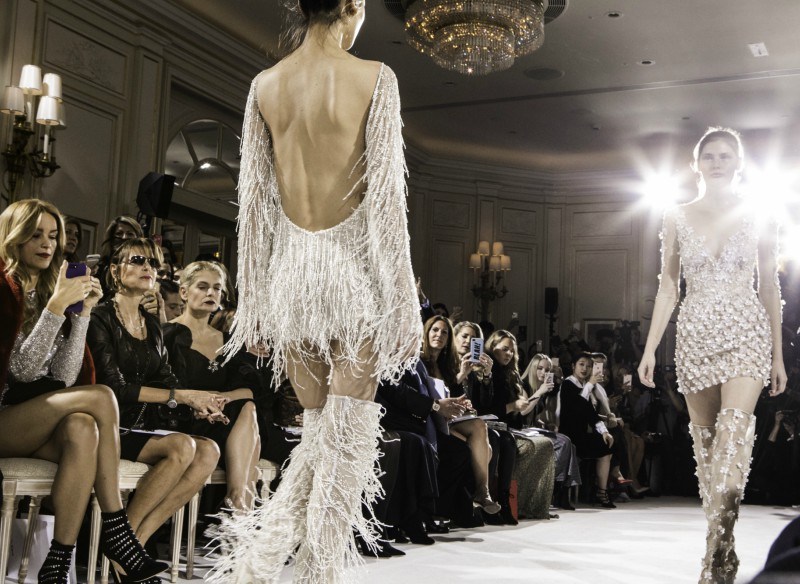 Paris Coutoure Week: Το «αγγελάκι» της Victoria’s Secret Lais Ribeiro περπάτησε για τη Celia Kritharioti! - Φωτογραφία 7