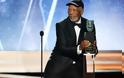Ο εκνευρισμός του Morgan Freeman στην βράβευσή του