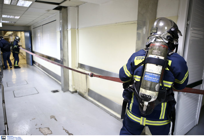 Άσκηση ετοιμότητας για πυρκαγιά και σεισμό στον Ευαγγελισμό (ΦΩΤΟ) - Φωτογραφία 4