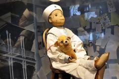 Robert the Doll: Αυτή είναι η πιο τρομακτική, κούκλα του κόσμου - Η μόνη επιβεβαιωμένα στοιχειωμένη κούκλα που υπάρχει [photos]
