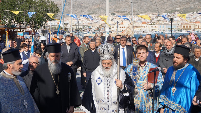 Ο ΥΕΘΑ Πάνος Καμμένος στις εκδηλώσεις μνήμης για τους πεσόντες Αξιωματικούς των Ιμίων στην Κάλυμνο - Φωτογραφία 9