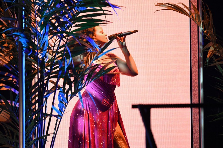 Grammy 2018: Η Rihanna έδωσε την πιο εκρηκτική εμφάνιση της βραδιάς #survivorGR #edosurvivor #Dwts6 - Φωτογραφία 3