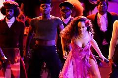 Grammy 2018: Η Rihanna έδωσε την πιο εκρηκτική εμφάνιση της βραδιάς #survivorGR #edosurvivor #Dwts6
