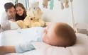 5 tips για να μεγαλώσετε ένα μωρό μέσα σε μικρό διαμέρισμα