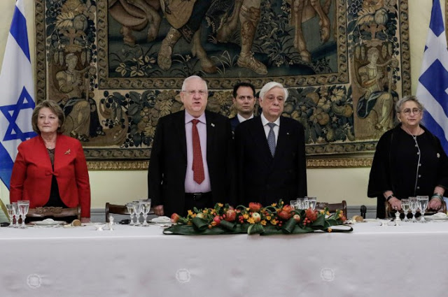 Μπέττυ – Μητσοτάκη: Εντυπωσίασαν στο επίσημο δείπνο στο Προεδρικό Μέγαρο - Φωτογραφία 7