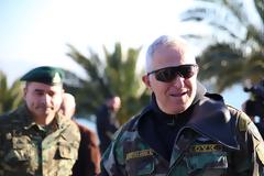 Ο Μάχιμος Αρχηγός ΓΕΕΘΑ σε άλμα και επιχειρησιακή κατάδυση