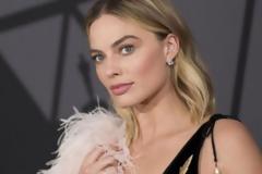 Margot Robbie: Τα 5 χαρακτηριστικά που την ομορφαίνουν