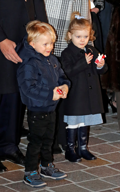 Τα 3χρονα πριγκιπόπουλα του Μονακό αγαπιούνται και δεν το κρύβουν - Φωτογραφία 3