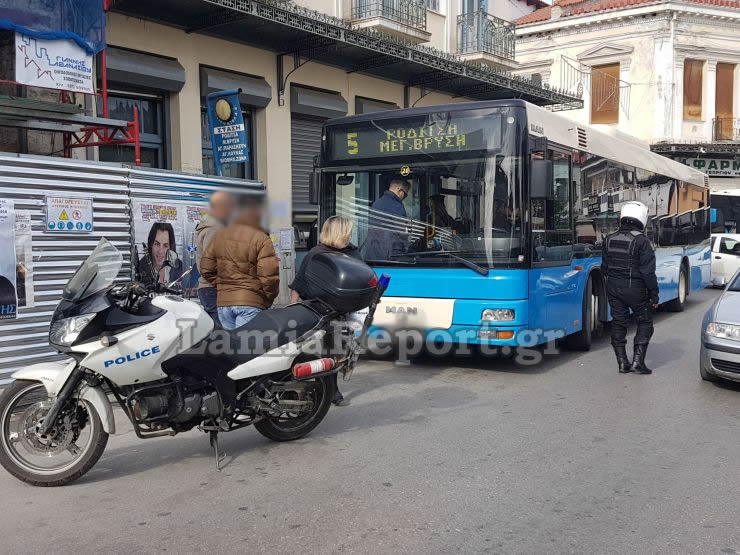 Λαμία: Δεν κατάλαβε πως έκανε φτερά το πορτοφόλι του [photos] - Φωτογραφία 2