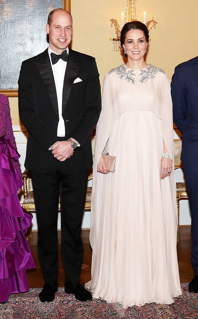 Με παραμυθένια δημιουργία Alexander McQueen η Kate Middleton στο δείπνο της βασιλικής οικογένειας του Oslo  #Dwts6  #MasterChefGR - Φωτογραφία 2