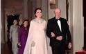 Με παραμυθένια δημιουργία Alexander McQueen η Kate Middleton στο δείπνο της βασιλικής οικογένειας του Oslo  #Dwts6  #MasterChefGR - Φωτογραφία 5