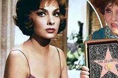Η Gina Lollobrigida απέκτησε το δικό της αστέρι στη Λεωφόρο της Δόξας  #grxpress #gossip #celebritiesnews