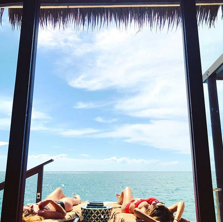 Η Μαρία Μενούνος και η «γυναικοπαρέα» της κάνουν διακοπές στην Καραϊβική  #Radio #grxpress #gossip #celebritiesnews - Φωτογραφία 2