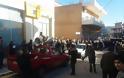 ΤΩΡΑ: Διαμαρτυρία για να μην κλείσει η τράπεζα Πειραιώς στην ΚΑΤΟΥΝΑ (ΦΩΤΟ) - Φωτογραφία 14