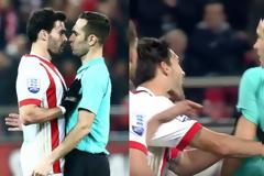 Ολυμπιακός - ΑΕΚ 1-2: Η στιγμή της «έκρηξης» του Μποτία μπροστά στον Ευβοιώτη Βασίλη Καμπούρη - Έσπρωξε τον διαιτητή και αποβλήθηκε! (ΒΙΝΤΕΟ)