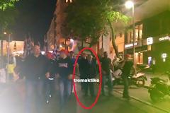 Πορεία με Μιχαλολιάκο μπροστά - Φωοτγραφίες από το Σύνταγμα