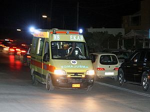 Σοβαρό τροχαίο ατύχημα στον κεντρικό δρόμο Χώρας - Λιβαδίου - Φωτογραφία 1